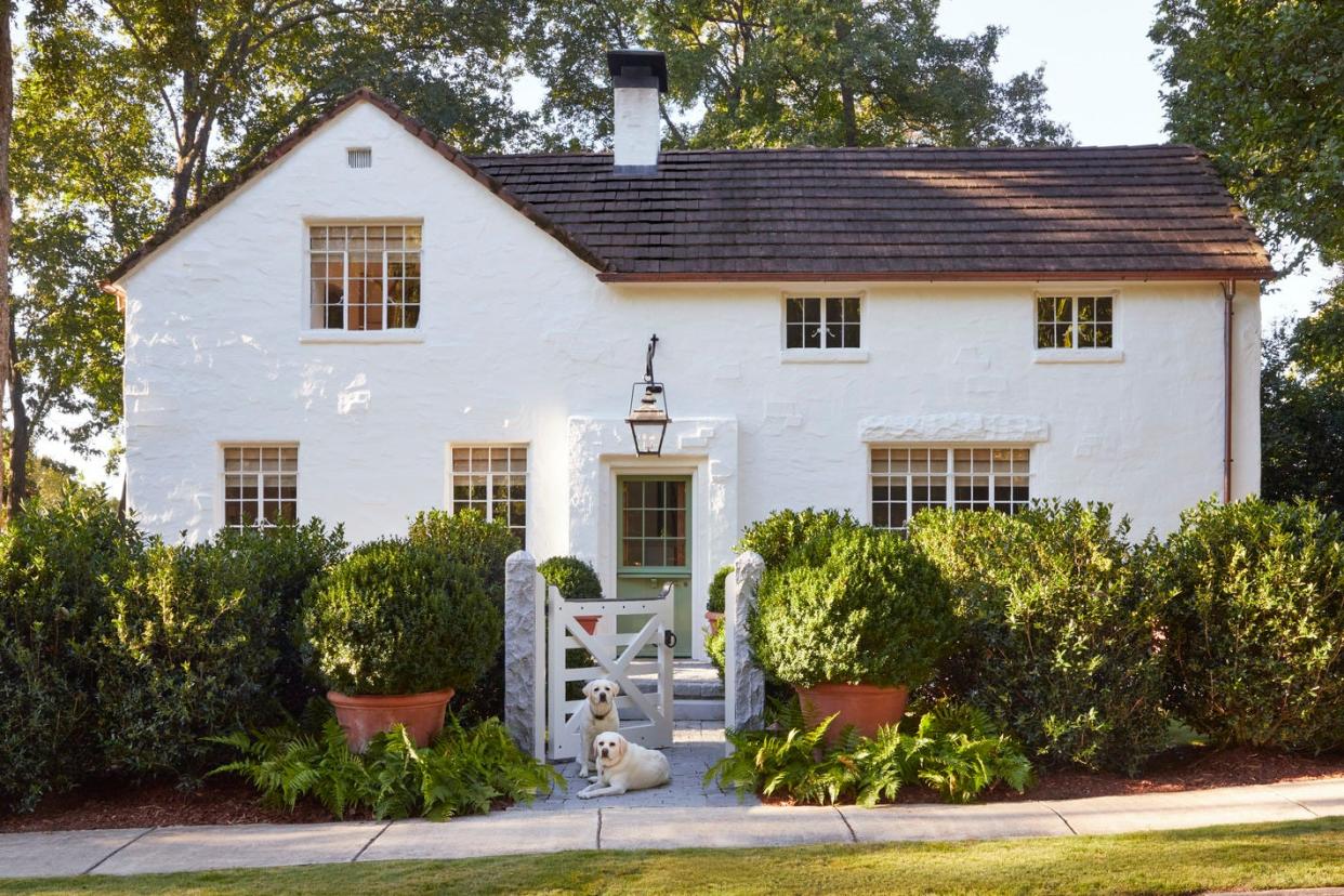 Foreign view of the Paul Bates Birmingham Cottage