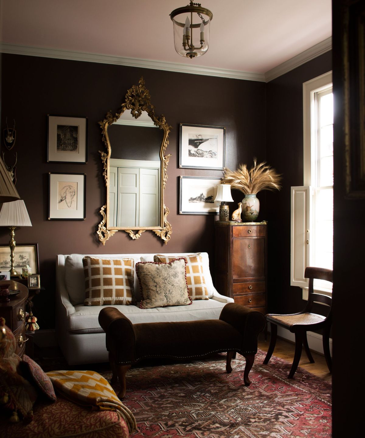 The best Benjamin Moore colors for the production of a cozy living room