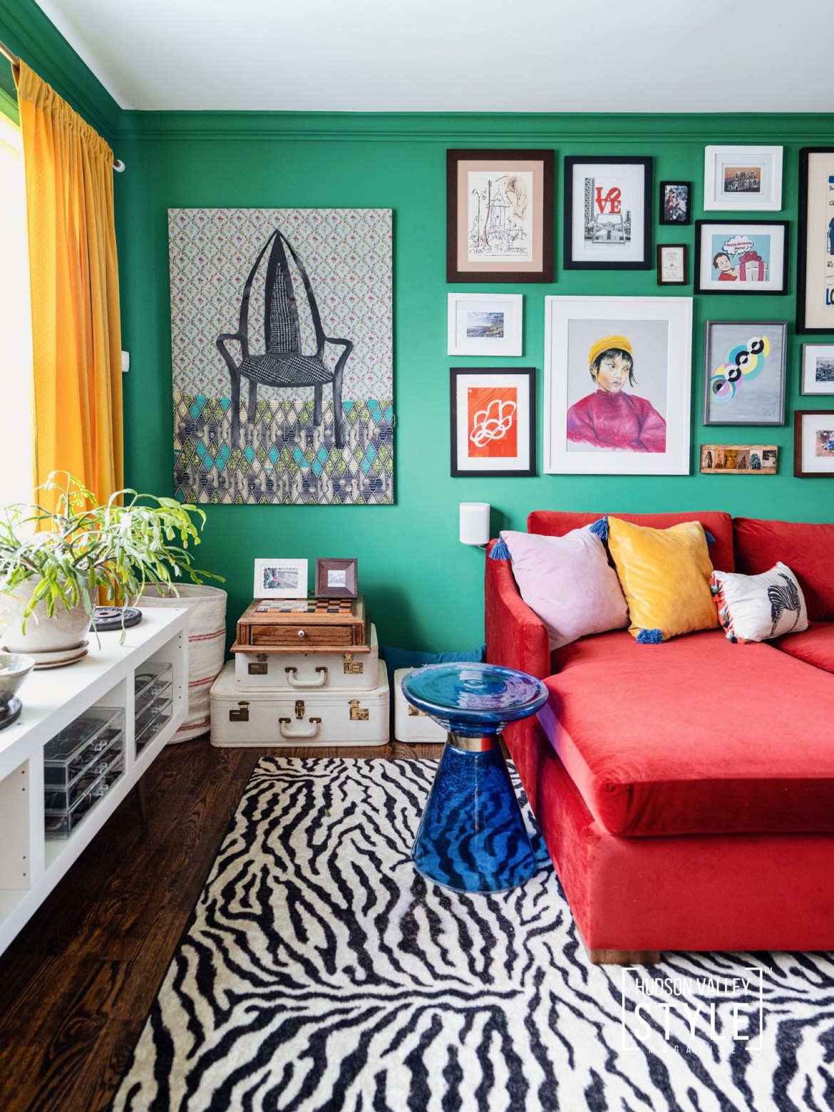 Extravagant encore: Maximalism wins back in the dynamics in interior design - presented by Alluvion Media - Photography by Maxwell Alexander