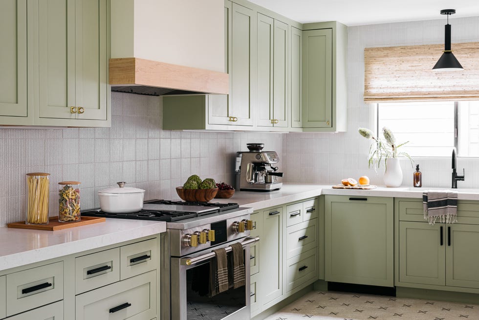 4x4 tiles in a kitchen 4x4 tiles in a kitchen