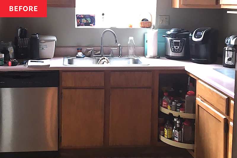 I love the vintage find that has worked together in this brand new white kitchen work