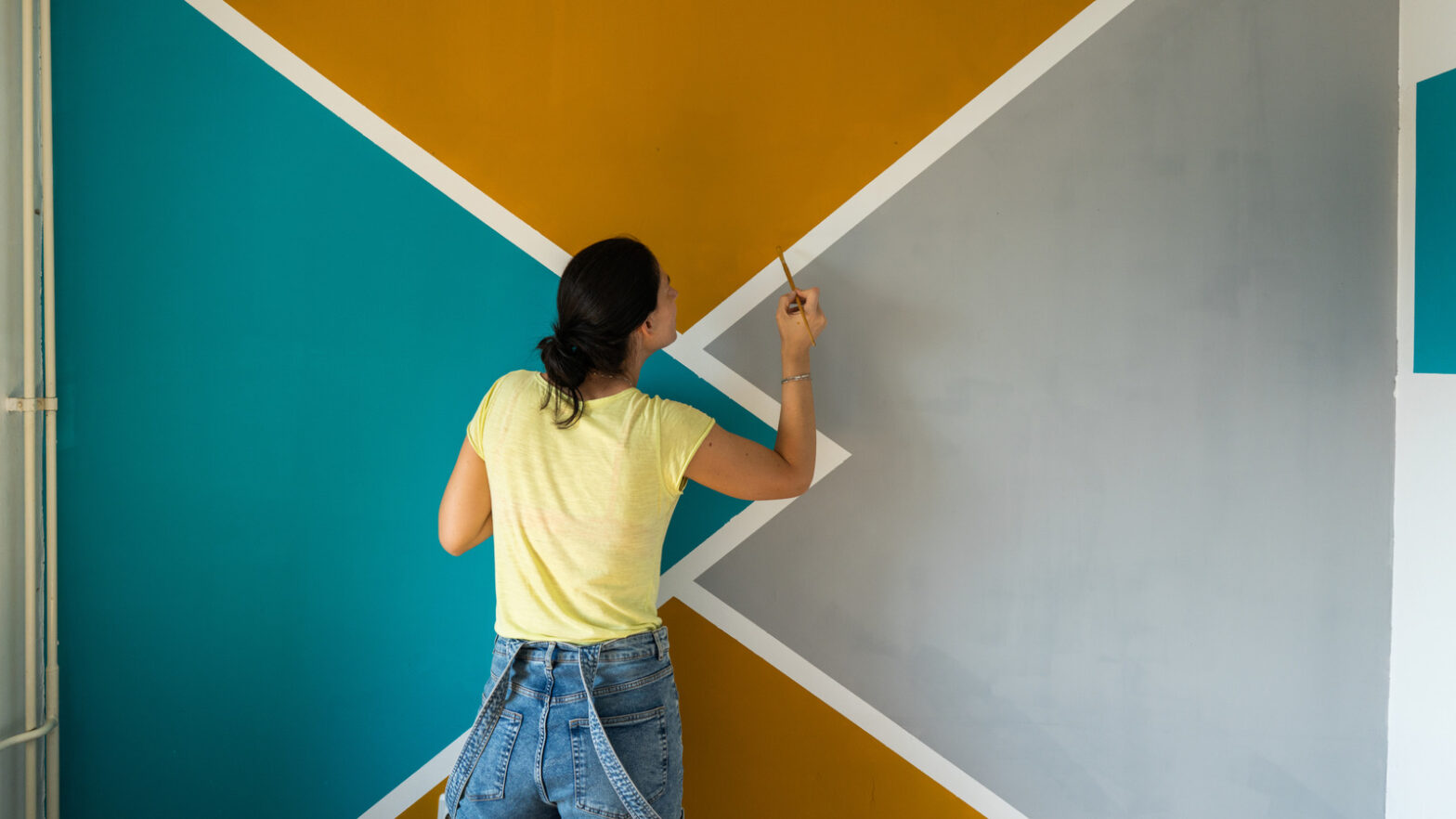 3D accent walls are trendy in 2025