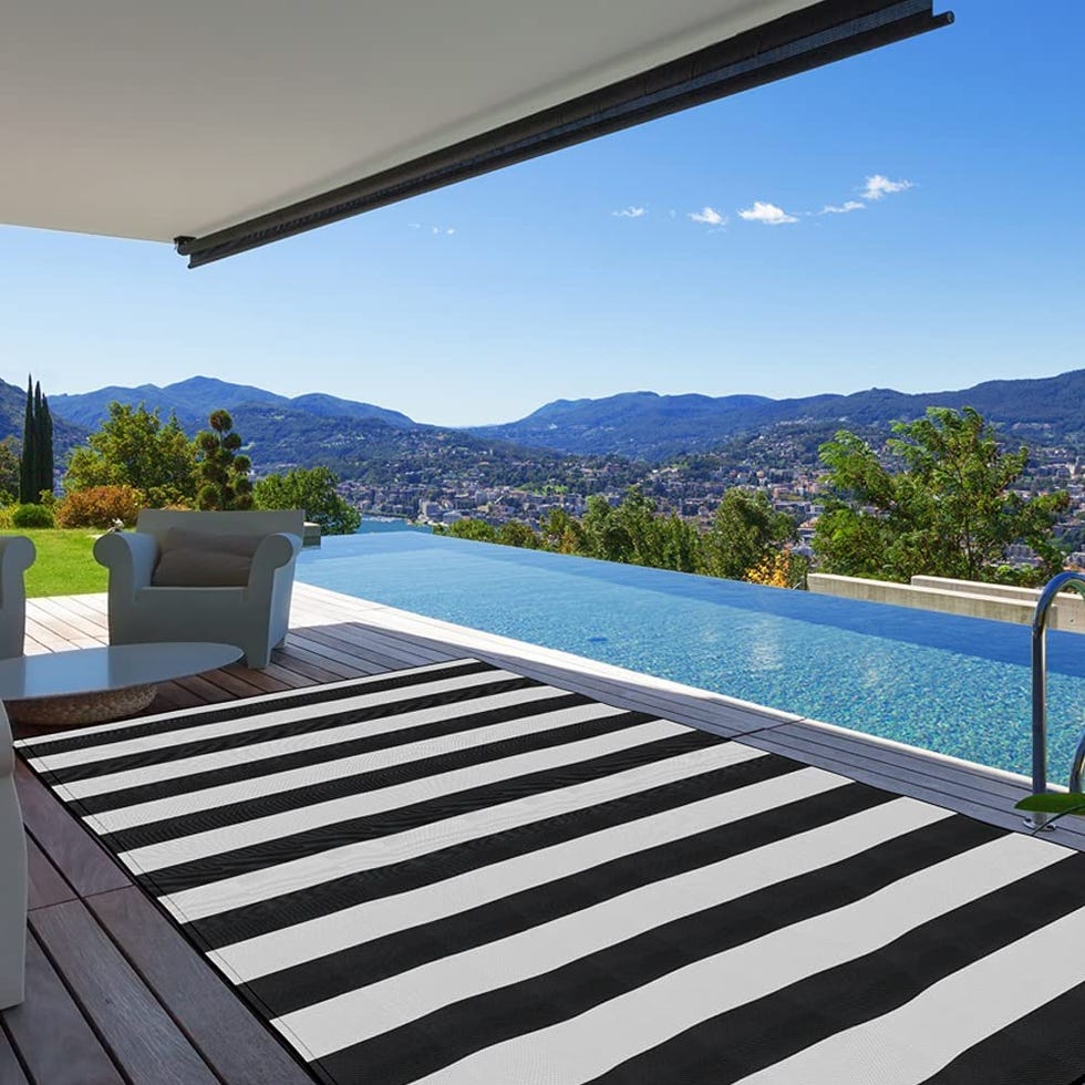 Stripes outdoors Stripes outdoors