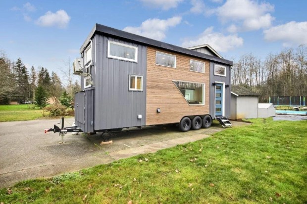 Amazon sells a "expandable" tiny house for less than 10,000 US dollars - it is fully adjustable and "easy" set up