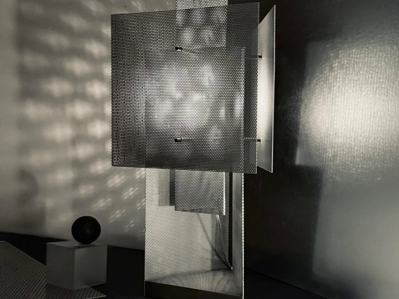 Elegant Metal Perforatat -Lamps: Project Table Lamp