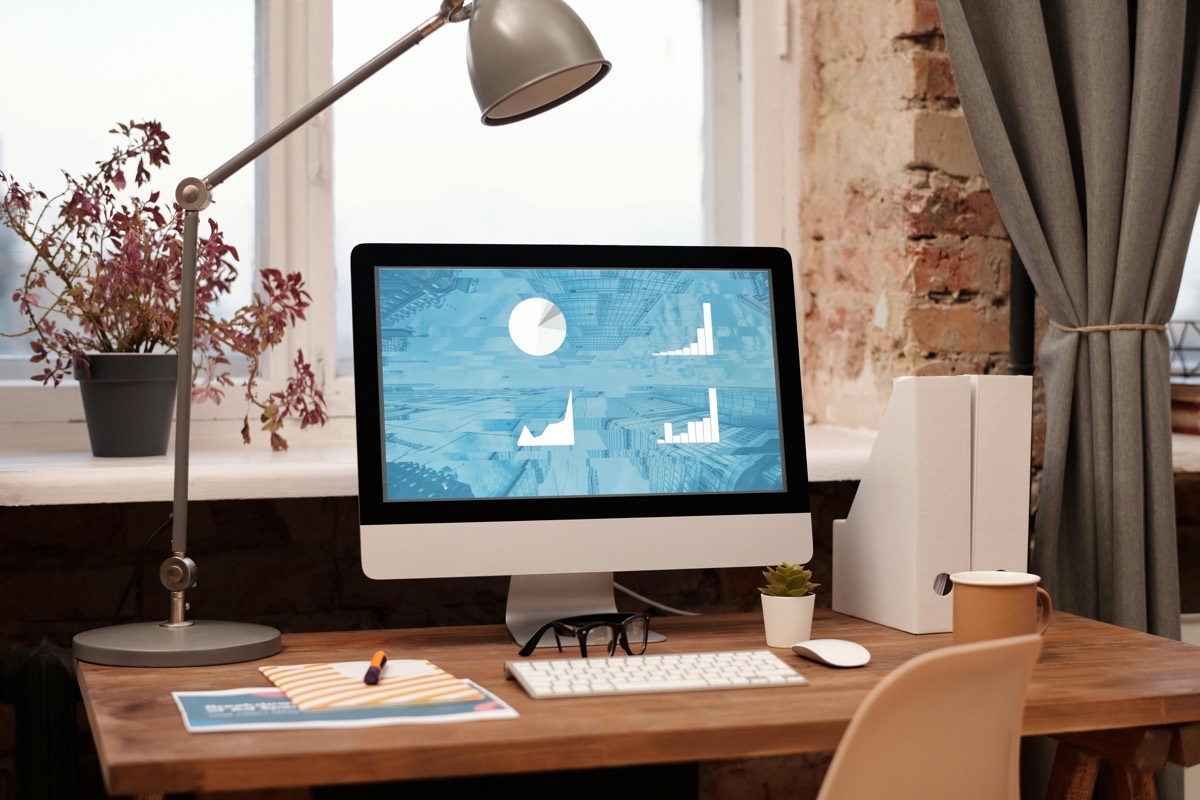 How to create the best home office in 2025 - lakes