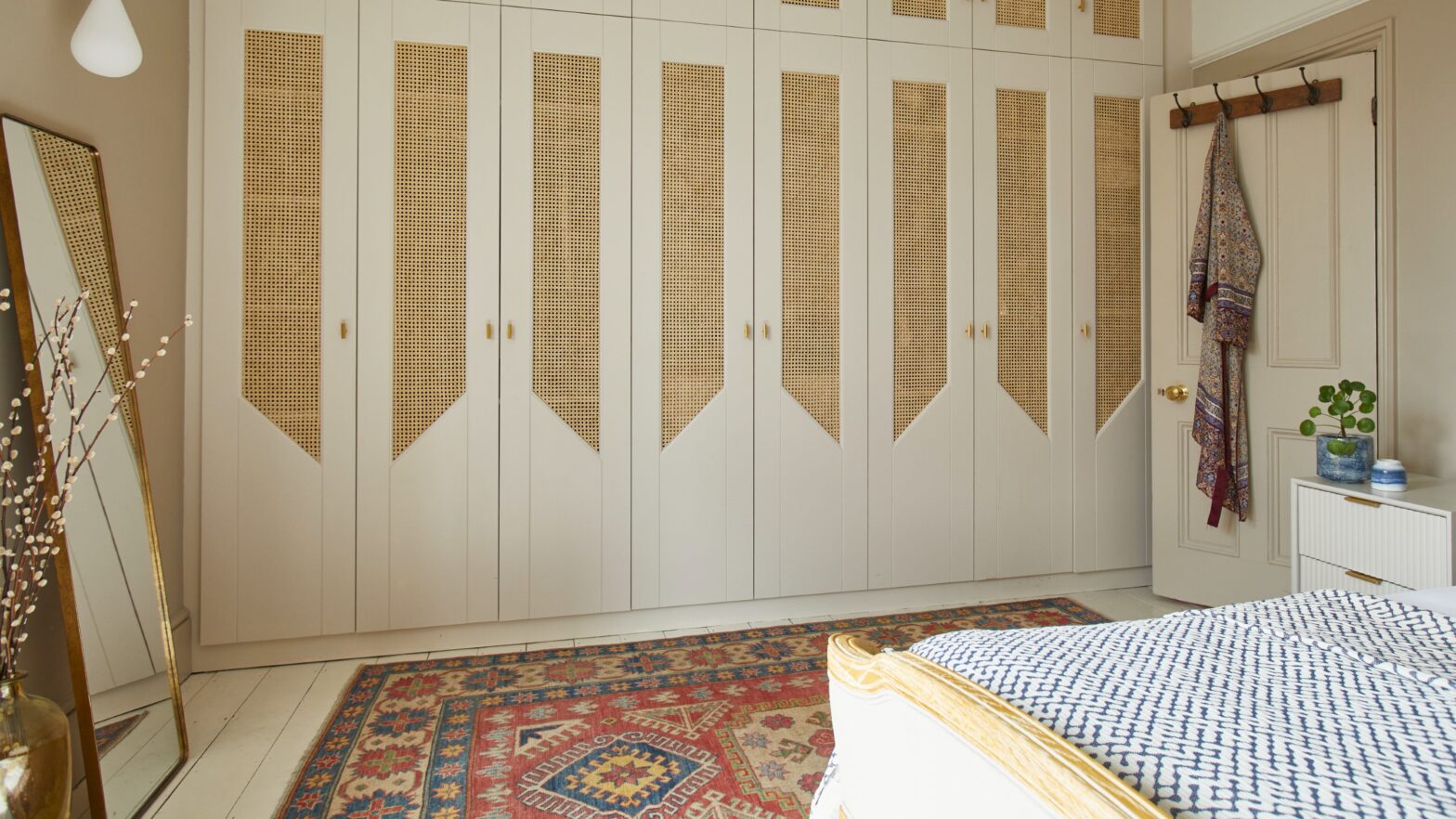 7 IKEA PAX Hacks that transform the flat pack of basic food
