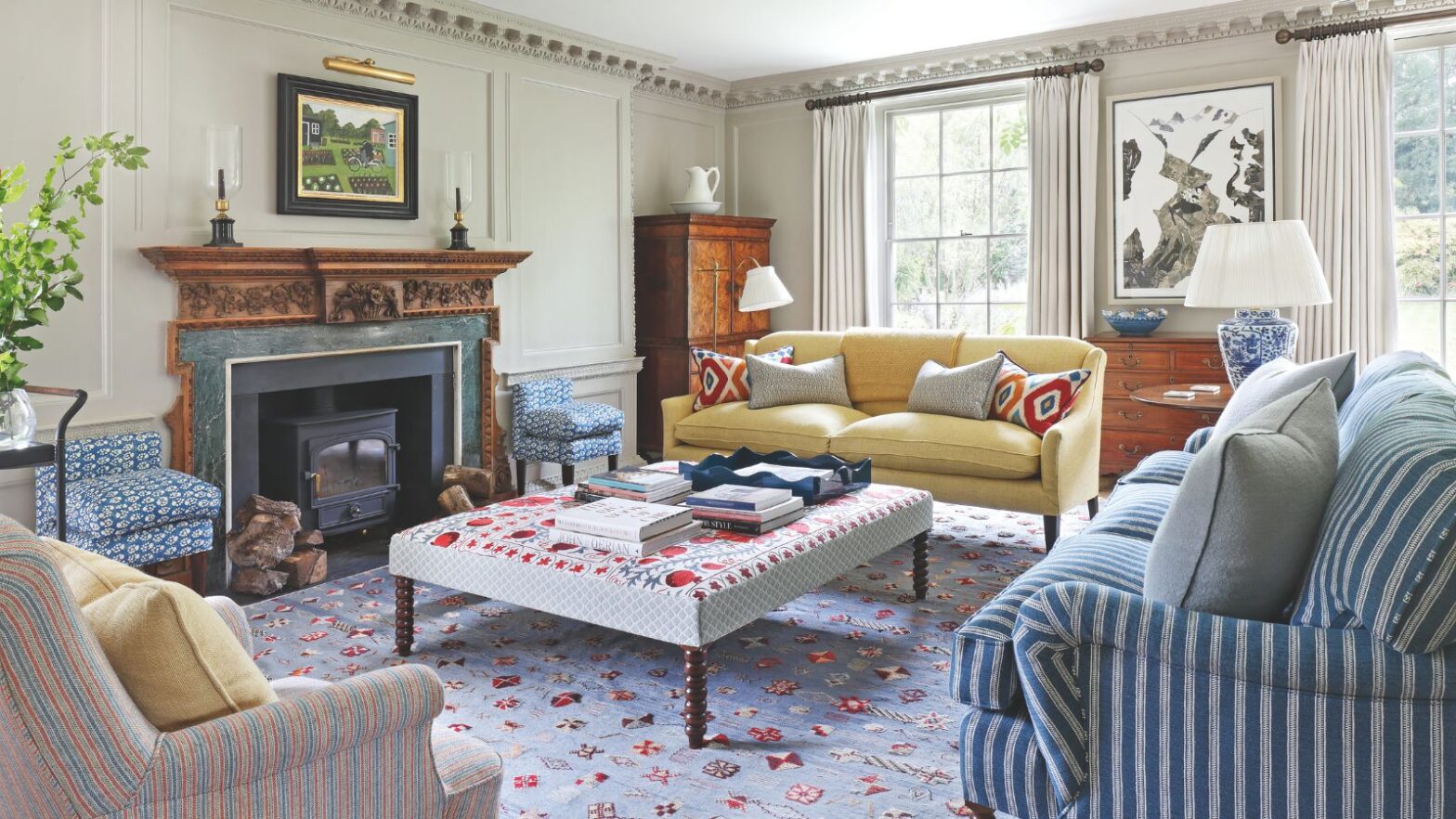 How the designers turned this old hunting lodge into an inviting home