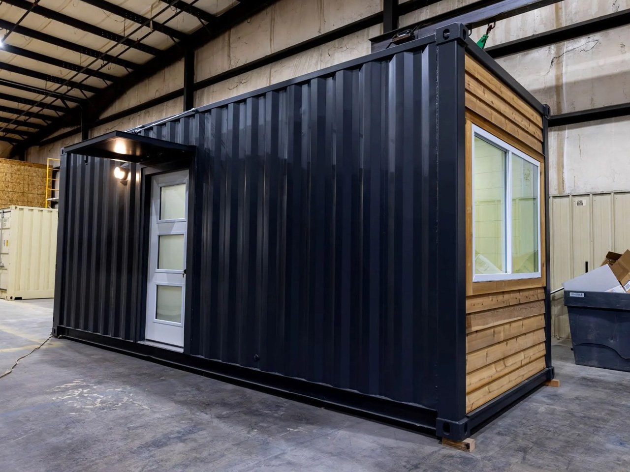 TOP 5 shipping containers Tiny Homes to inspire their next compact life movements in 2025