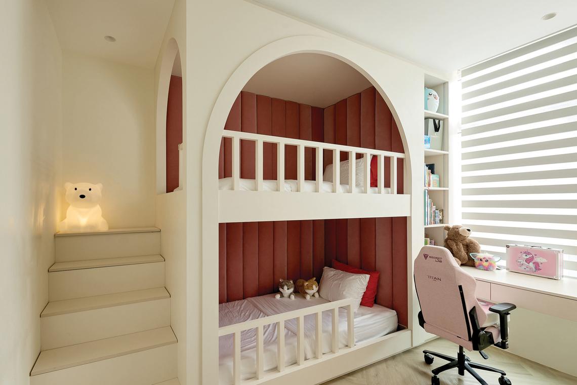 The chic at home: lawyer luxurious half -roofing house