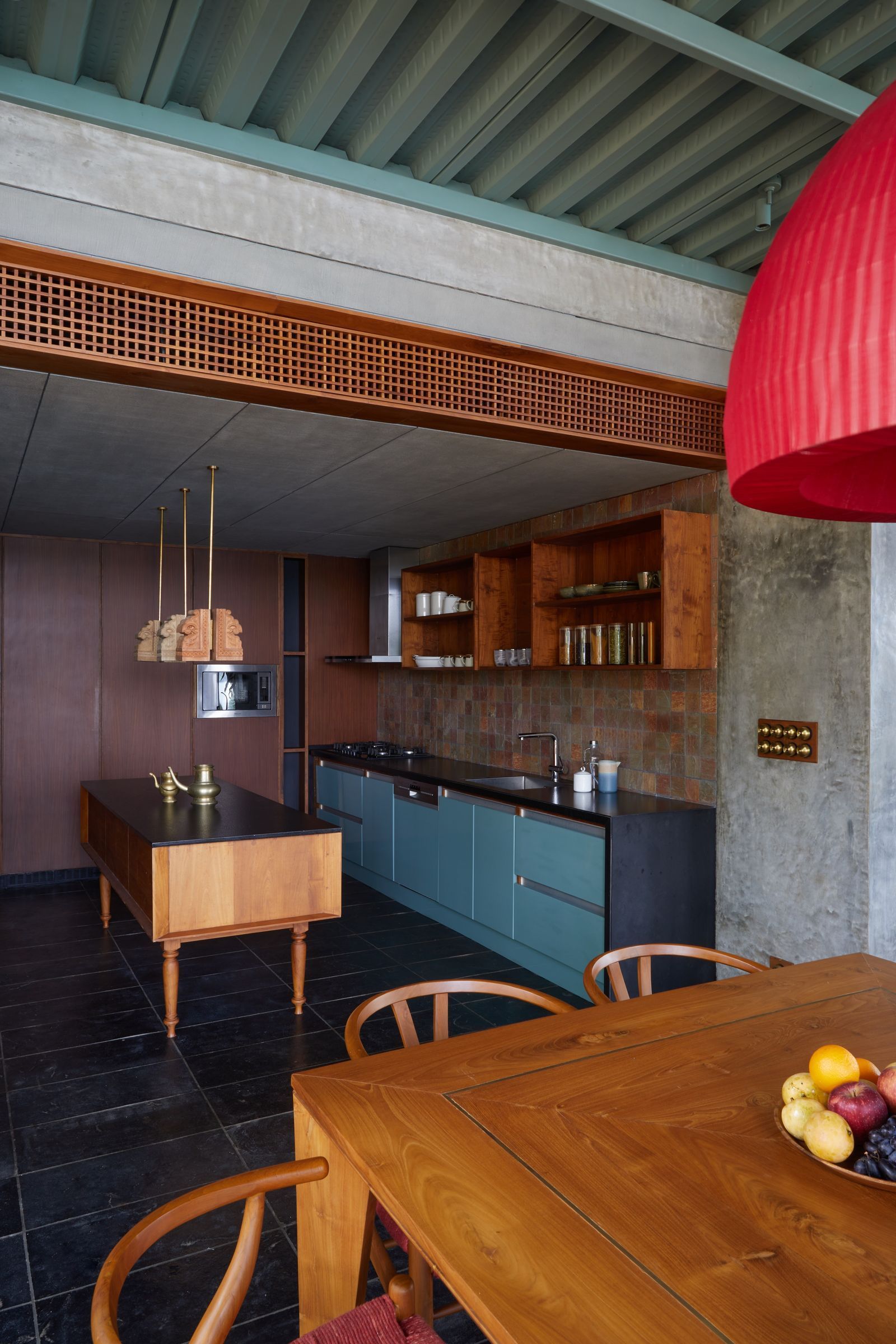 BILD can contain the interior designer Wood plywood dining table furniture table stool floor and sink