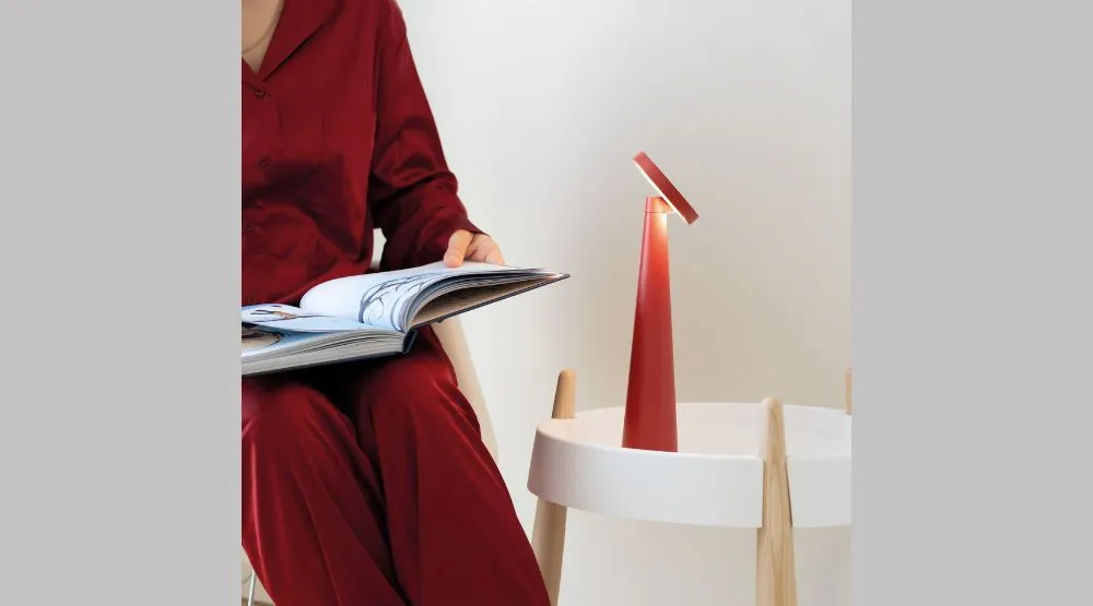 Cord -free and clever: rechargeable lamps shine the way in a modern design
