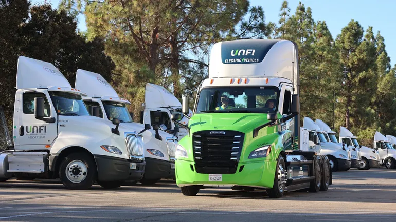 UNFI consolidate distribution centers in the optimization plan