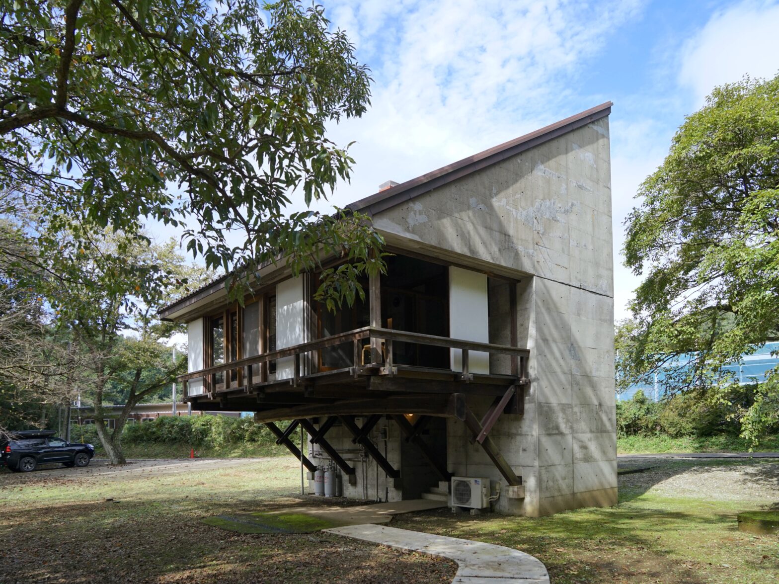 Who is mayumi Miyawaki? Discover the Japanese modernist
