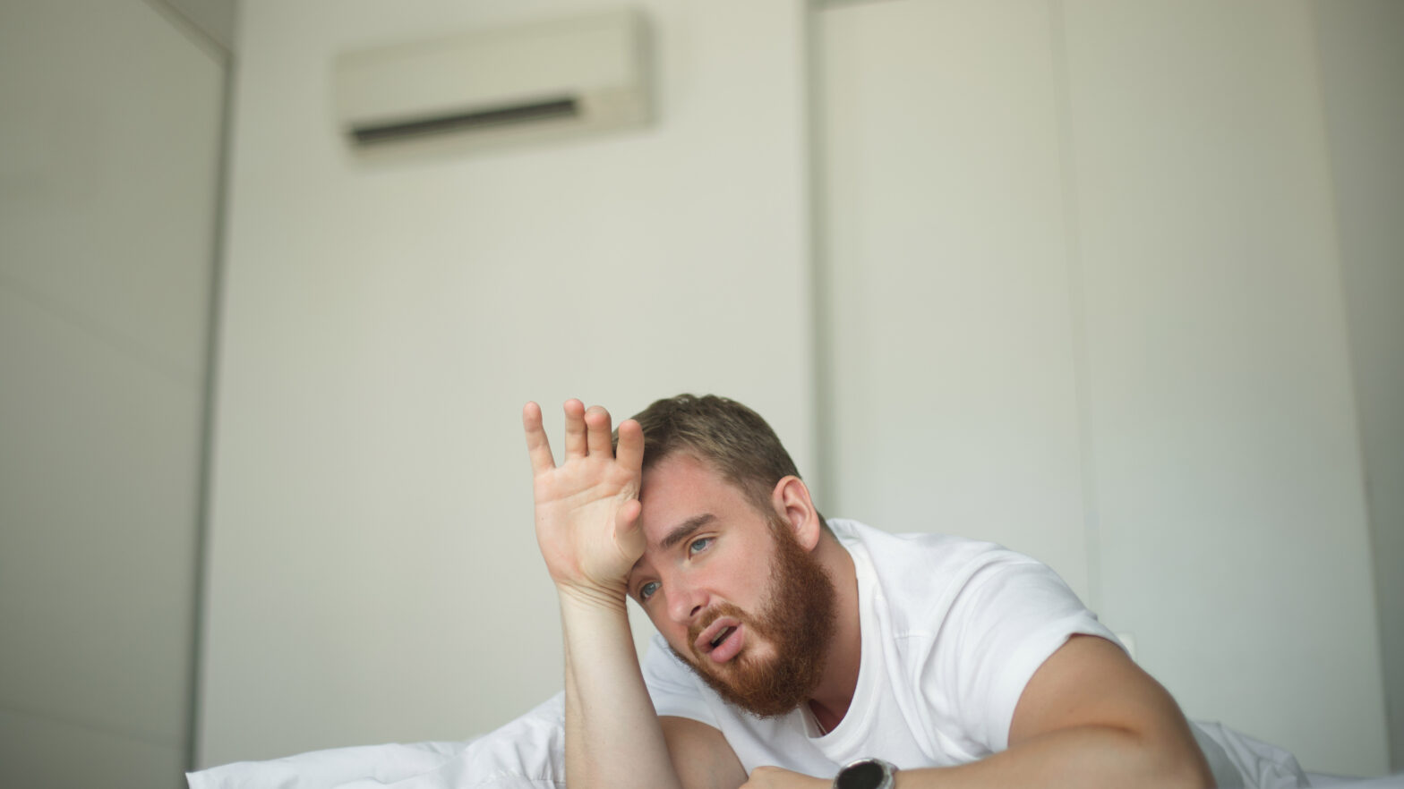 Why is my floor on the upper floor always hot with air conditioning? Experts show why and how to fix it