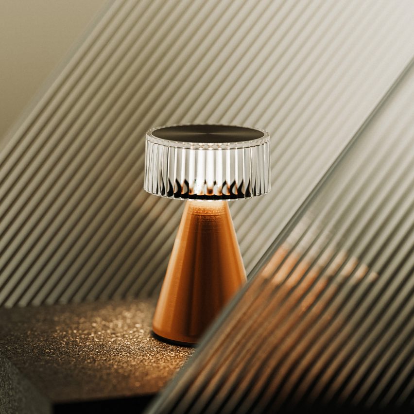 Piccolo portable table lamp from Neoz