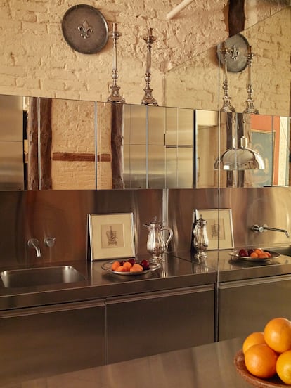SPIRT and stainless steel kitchen designed by Casa Josephine.