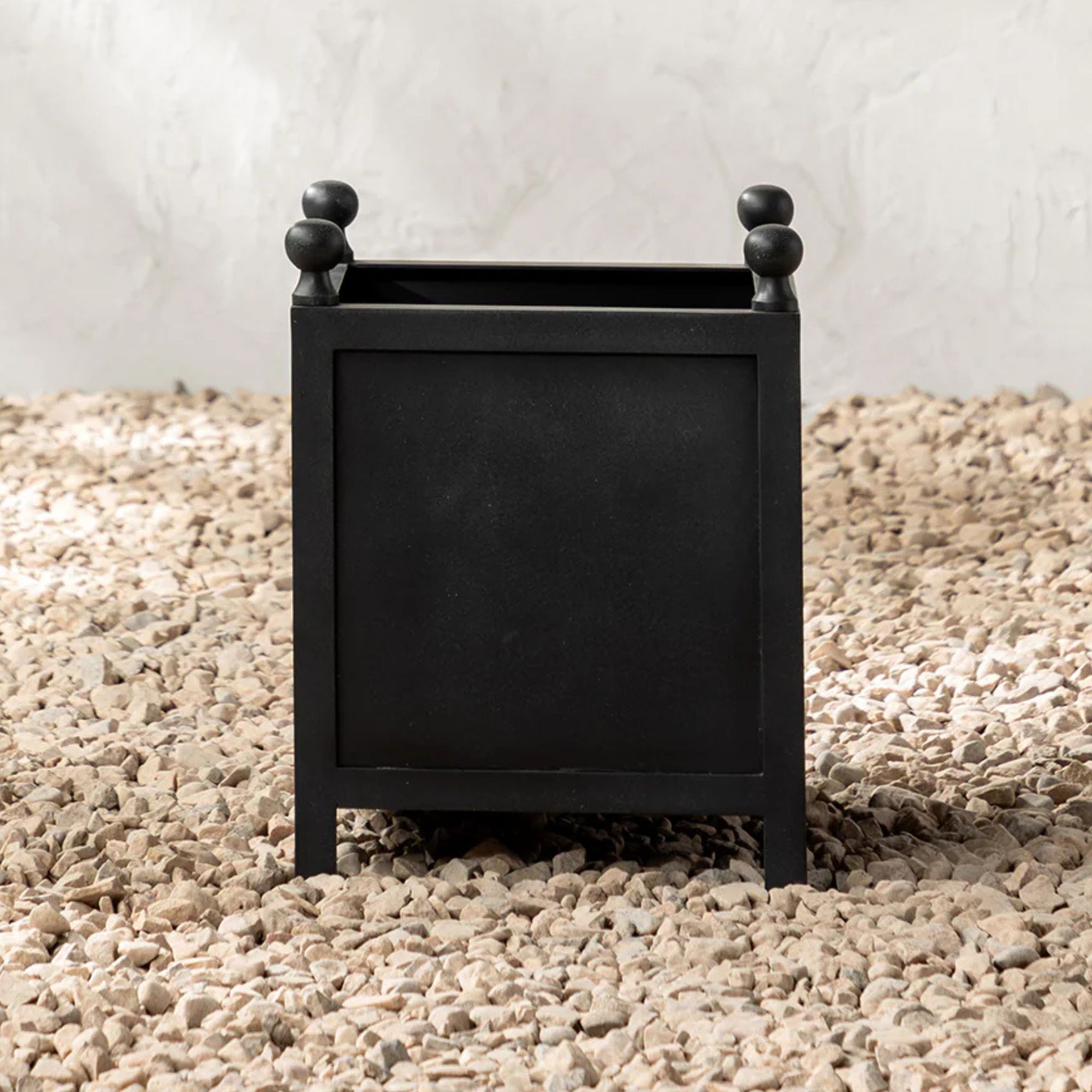 Clairiance planter