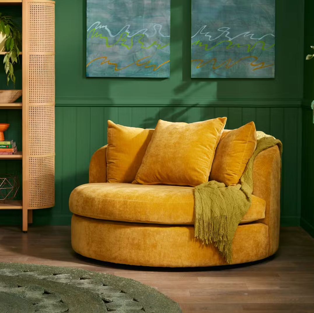 Up to 45% discount on bestseller furniture sets