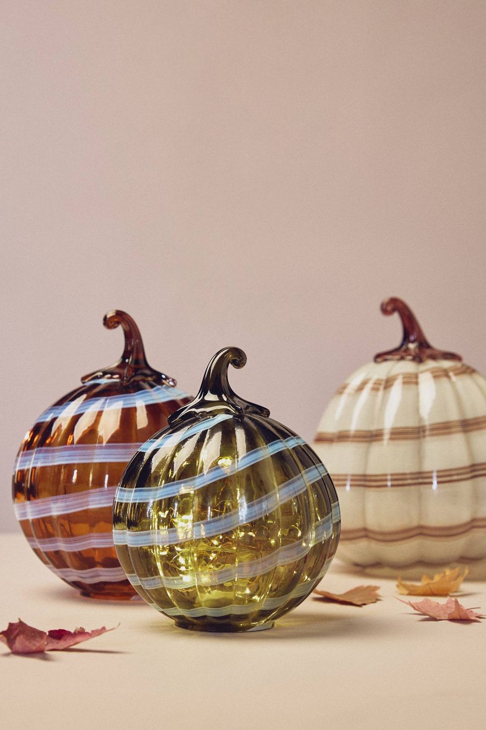 Wirnut for vertebral glass