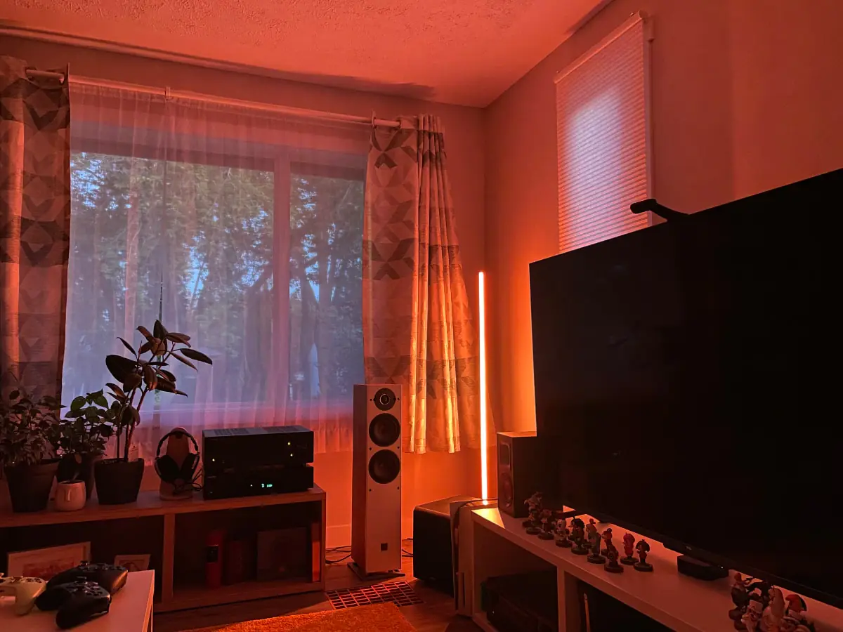 Matter intelligent multi -colored floor lamp