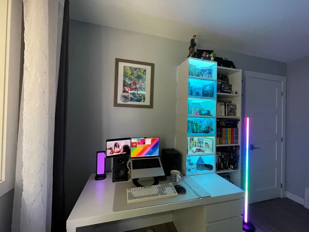 Matter intelligent multi -colored floor lamp