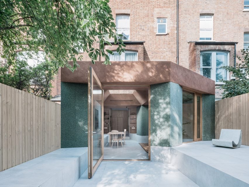 Terzetto Flat Extension in London by adaptation architects