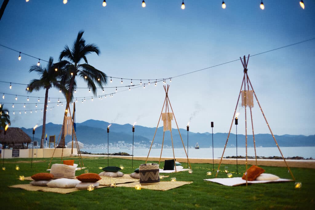 Vintage holidays are trend