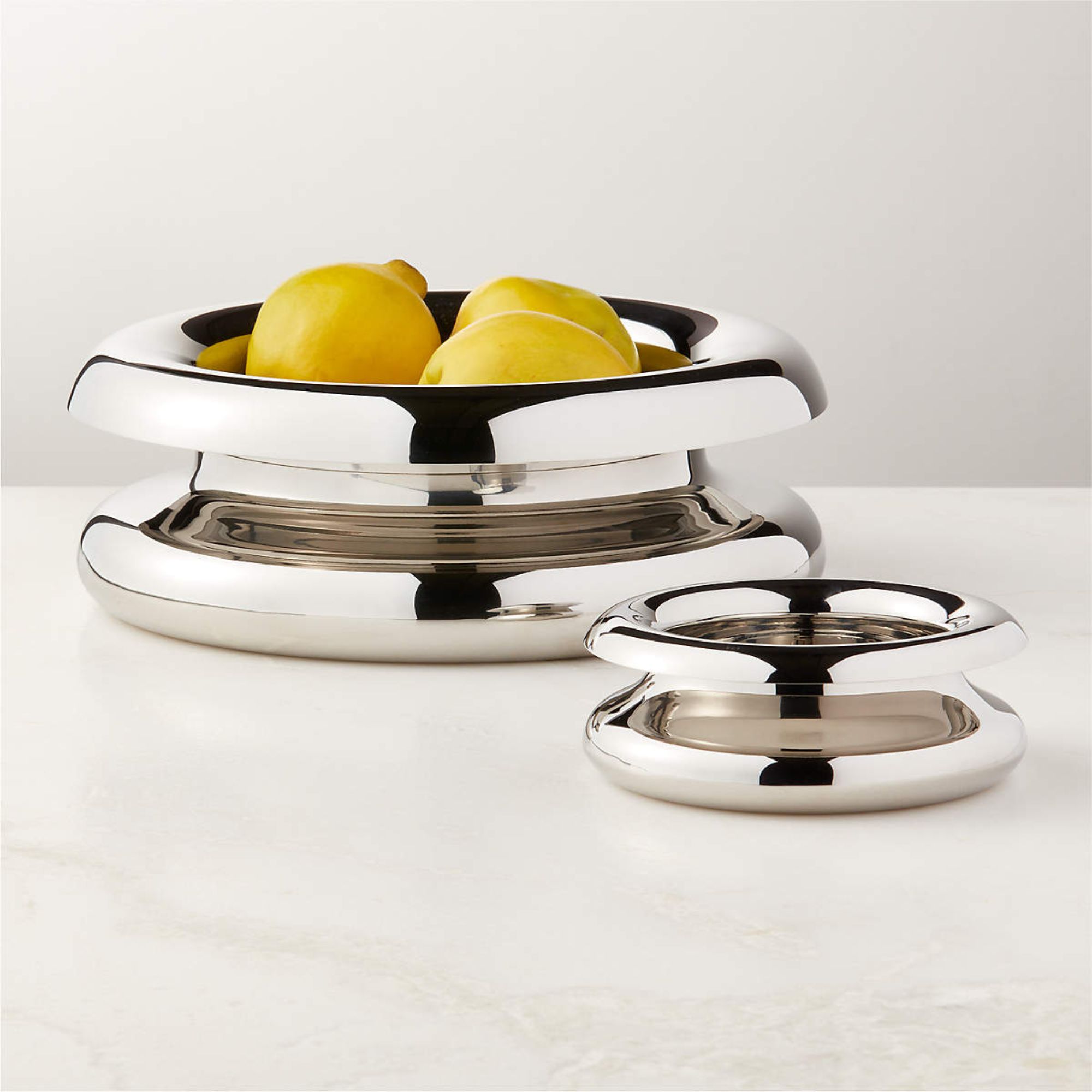 Piero polished stainless steel -service bowl from Gianfranco Frattini