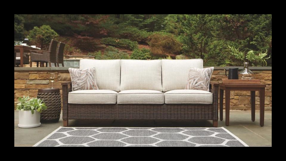 Graphic Wayfair -terrace furniture Sale: Save up to 75% with sofas, food rates and more