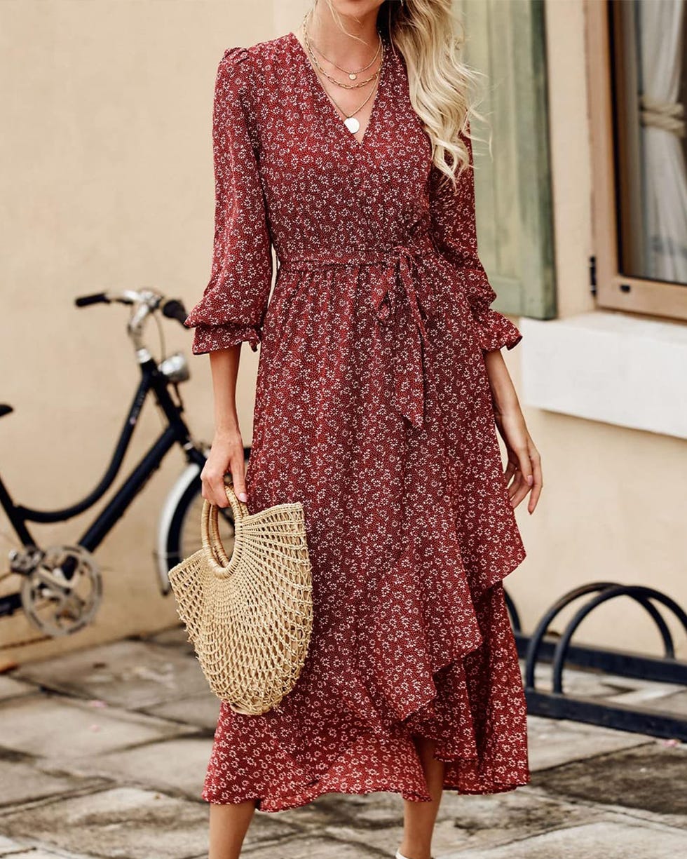 V-neck flower-ruffled wrap dress