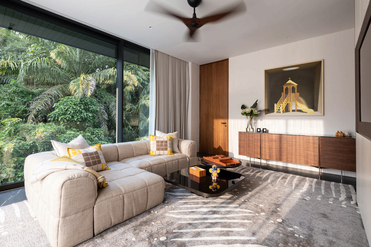Archology Interiors designs a large, quiet luxury house in District 11