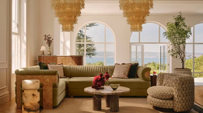 The authors' autumn collection inspired from the inside