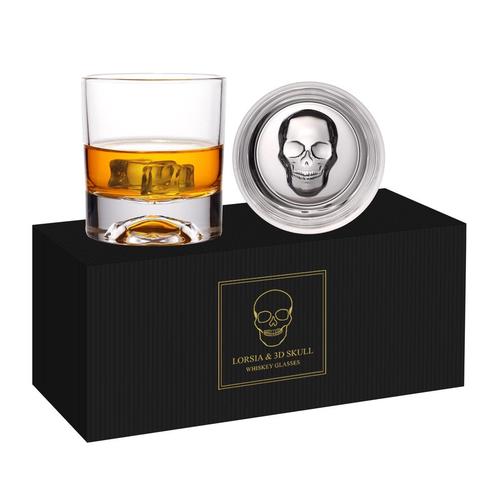 Hand-blown crystal skull whiskey glasses Hand-blown crystal skull whiskey glasses