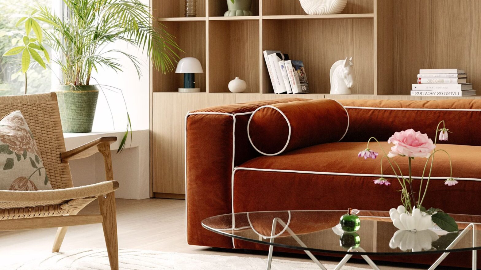 Sofas with piping can be found everywhere these days |