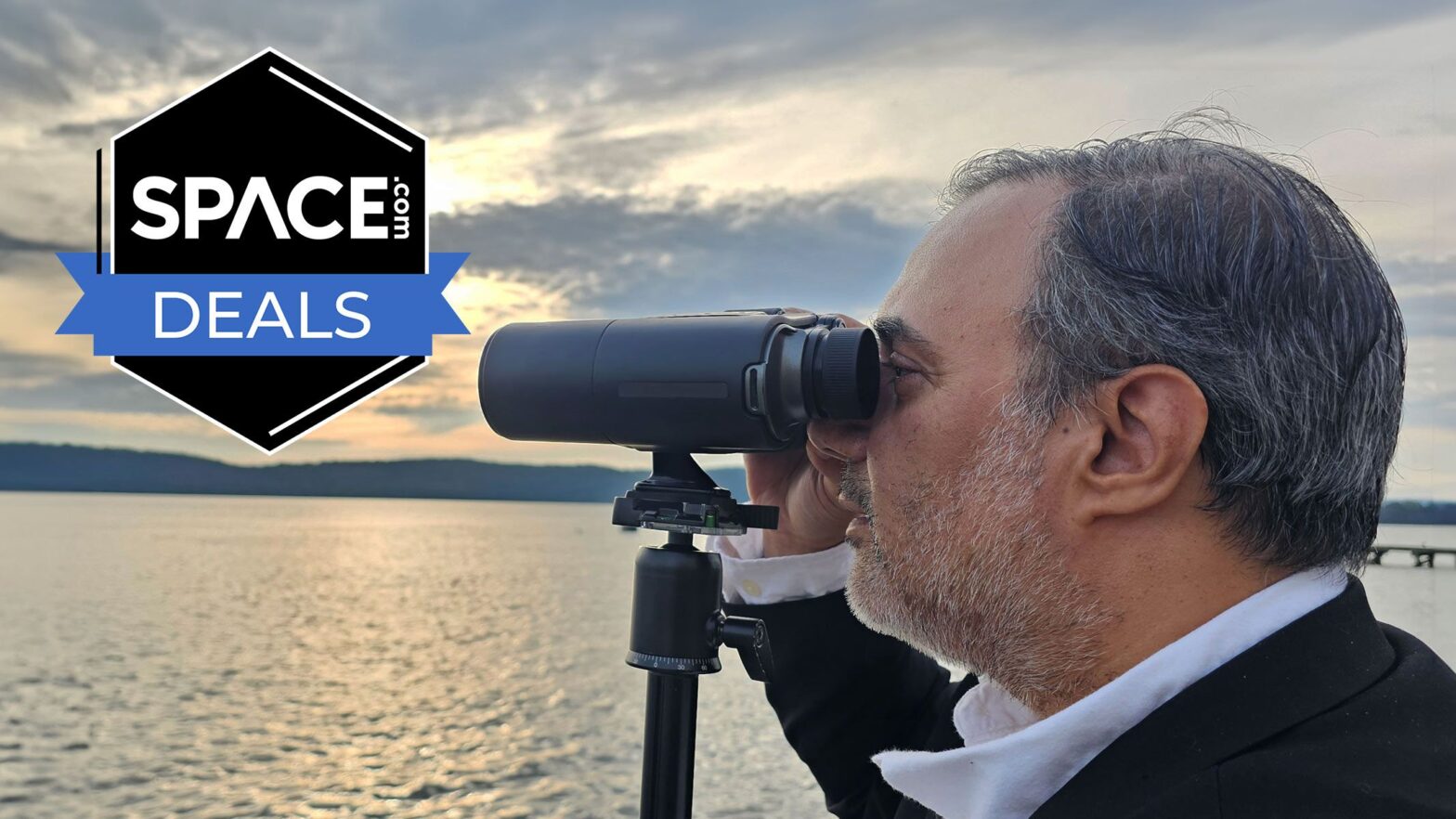 Save $500 on the Unistellar Envision Smart Binoculars when you pre-order by November 2nd