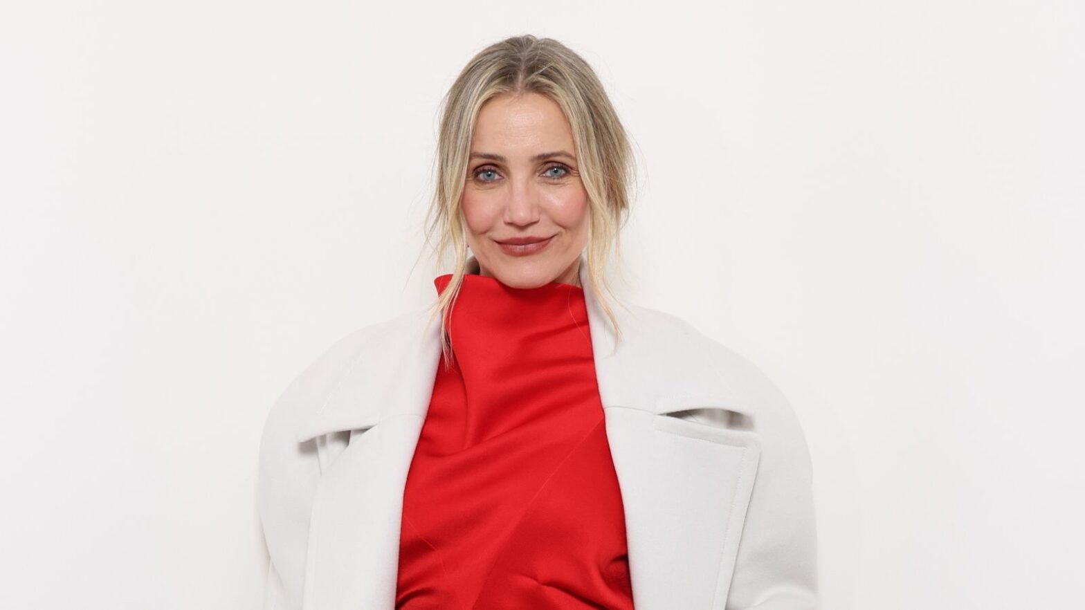 Cameron Diaz's shelves make this "anti-trend" look chic