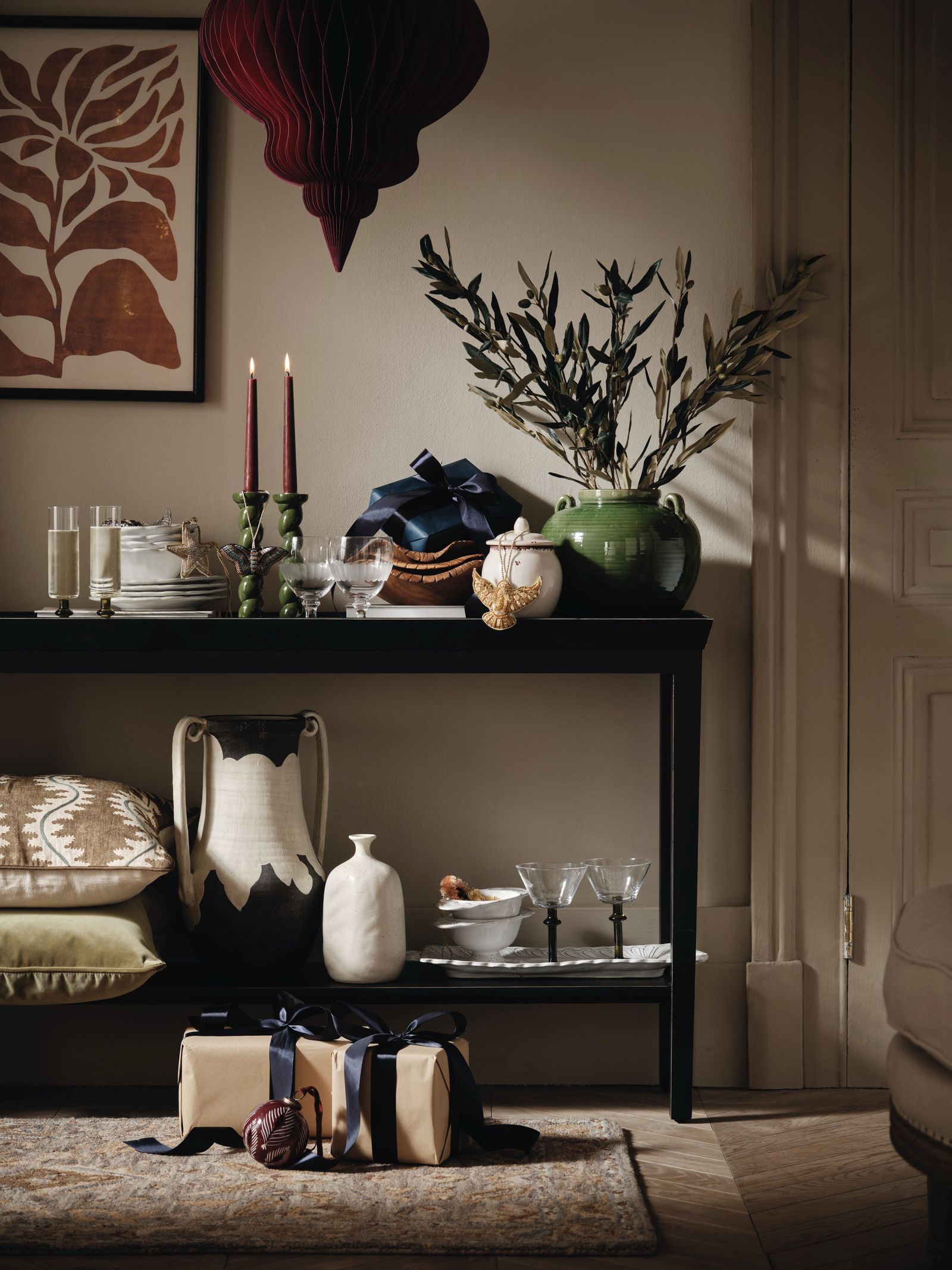 9 Christmas Decorating Tips for Warm Climates How to Dress Your Home for the Festive Season