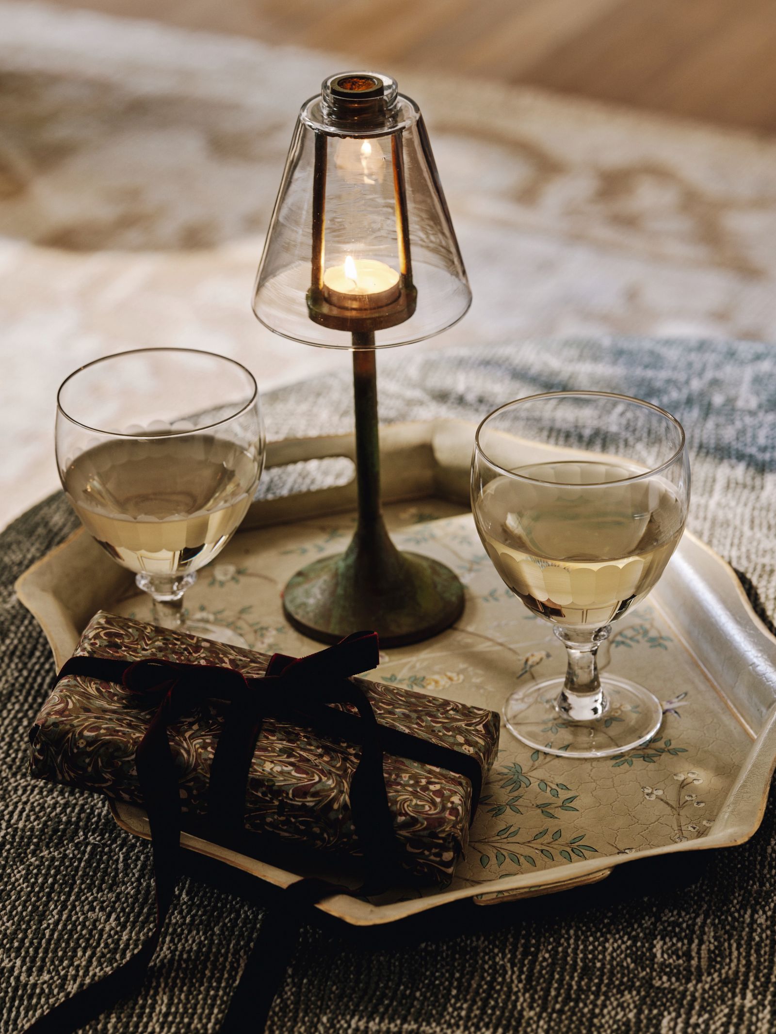 9 Christmas Decorating Tips for Warm Climates How to Dress Your Home for the Festive Season