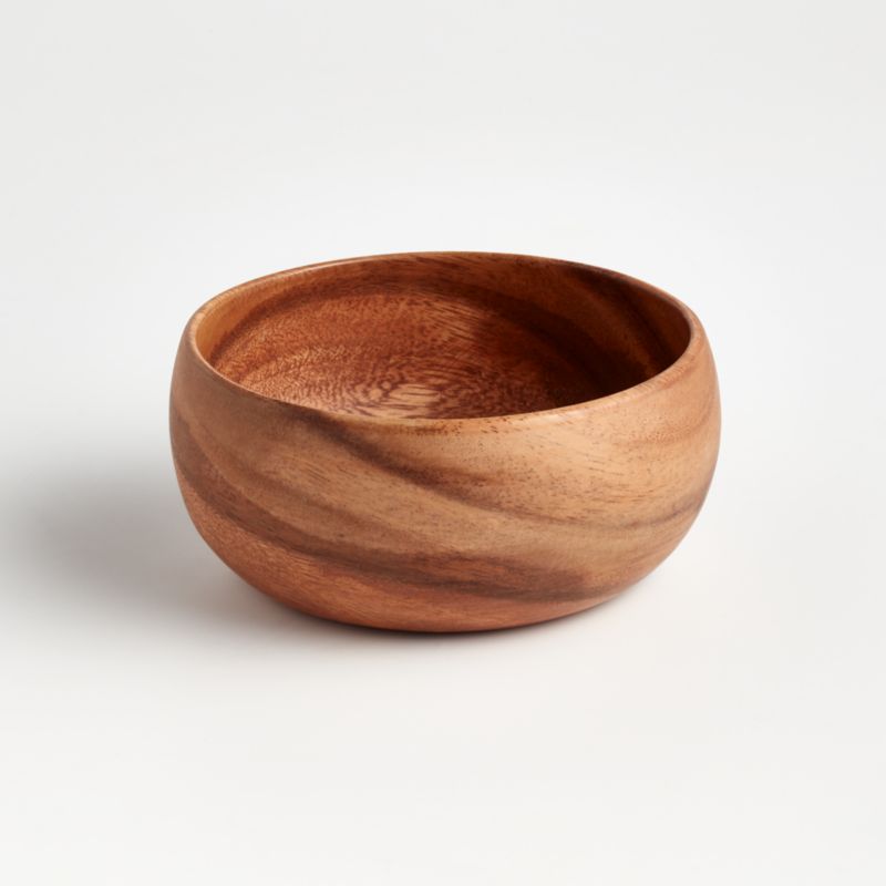 Tondo 5.75" Small serving bowl made of acacia wood